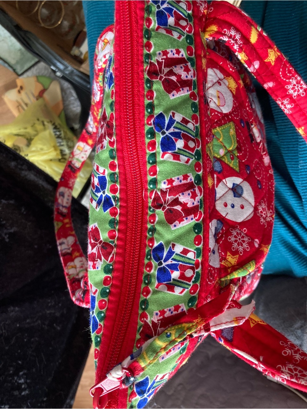 Quilted Red Holiday Snowman Tote Bag w/Matching Wallet - Picture 11 of 16